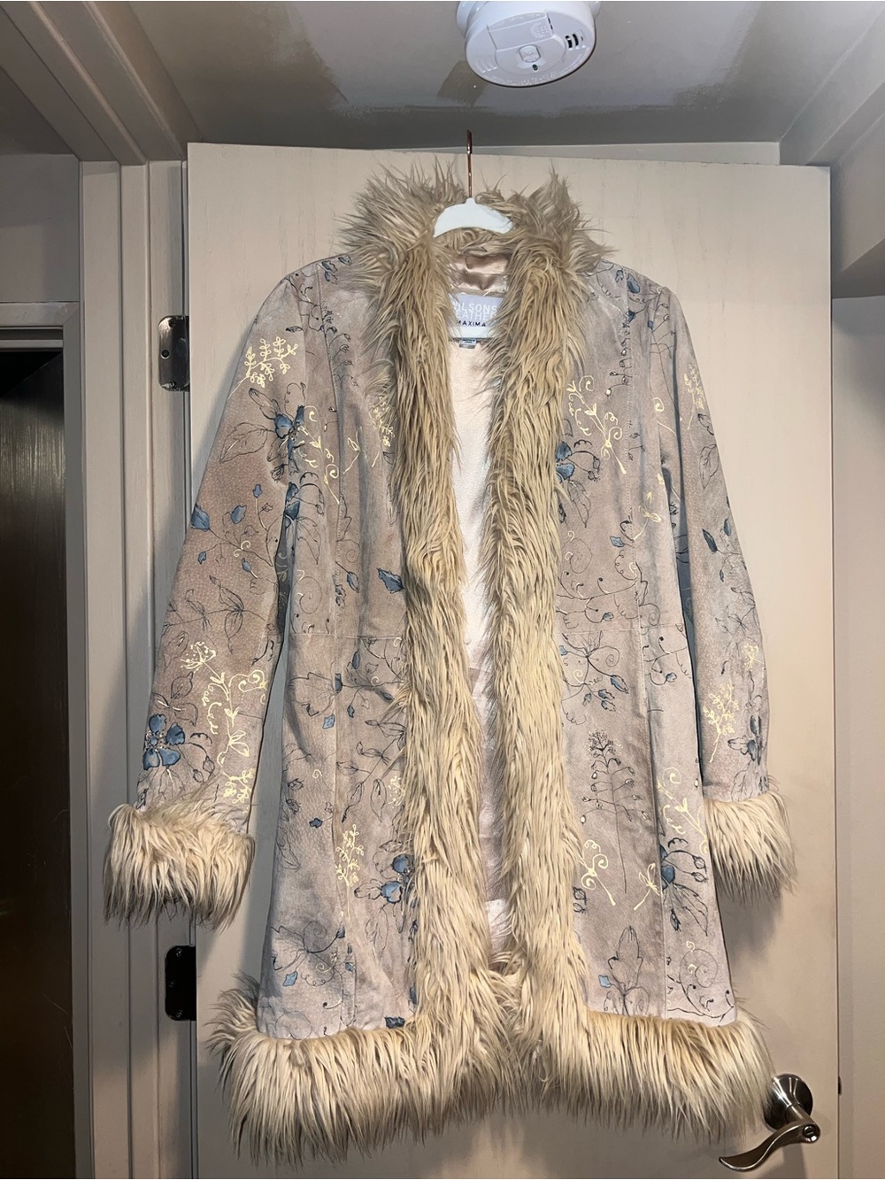 Suede Faux Fur Trim Floral Coat